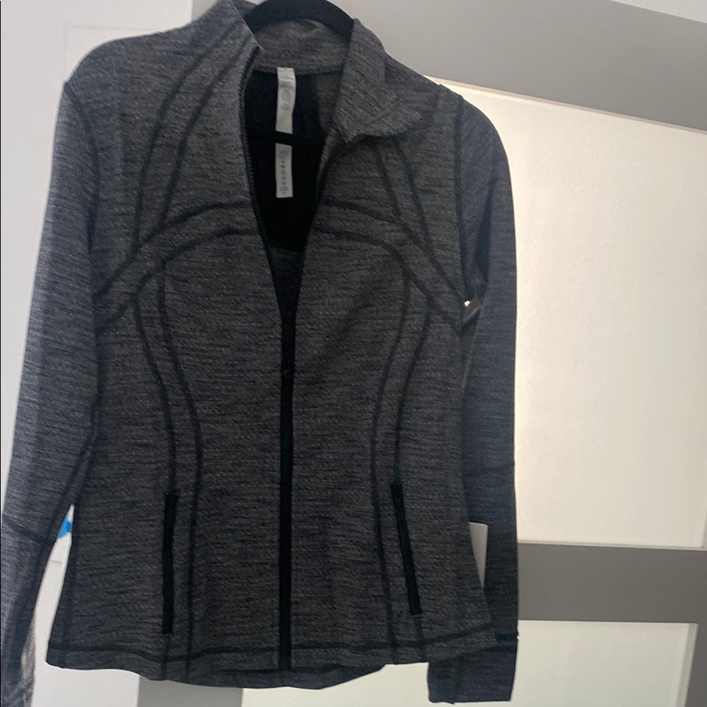 Lululemon Women's Gray Jacket